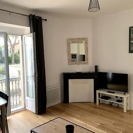 Duplex Refait A Neuf, Vue Sur Les Toits, Wifi *